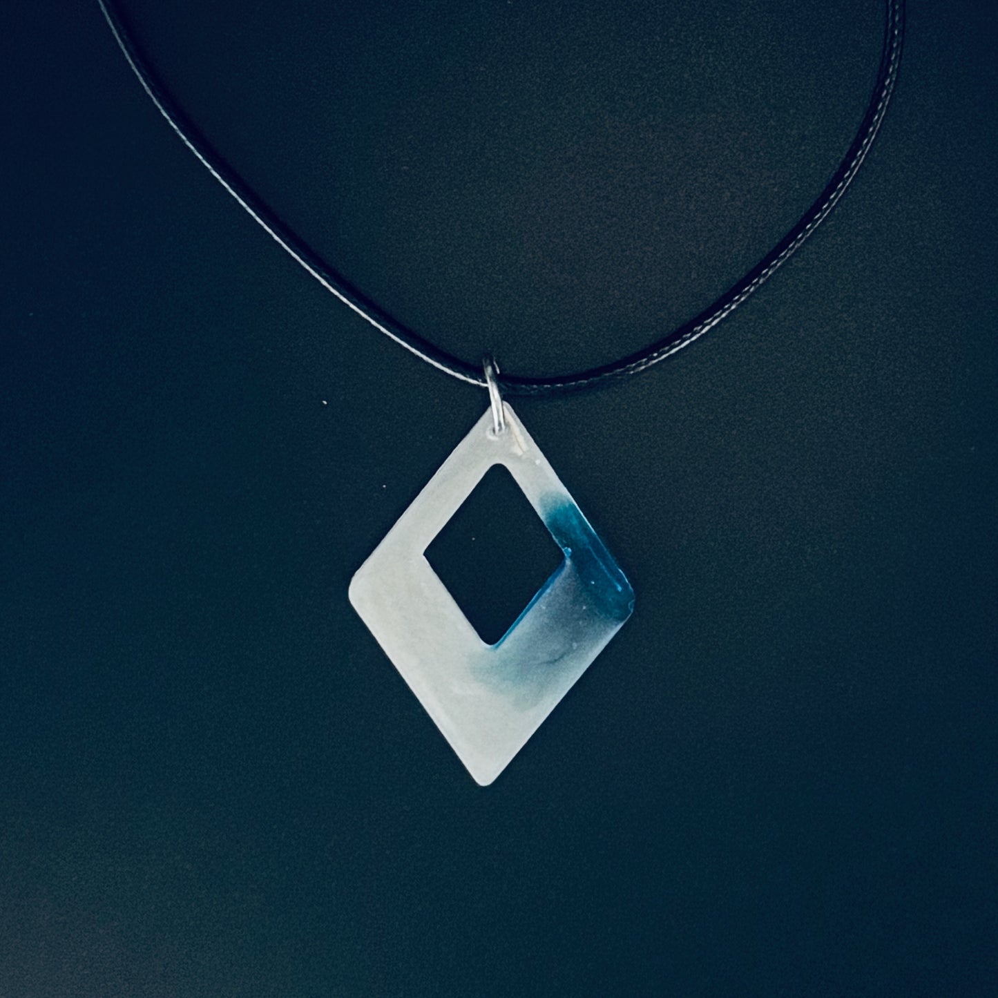 Dynamic Diamond