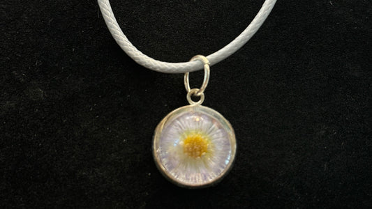 Daisy Charm-2