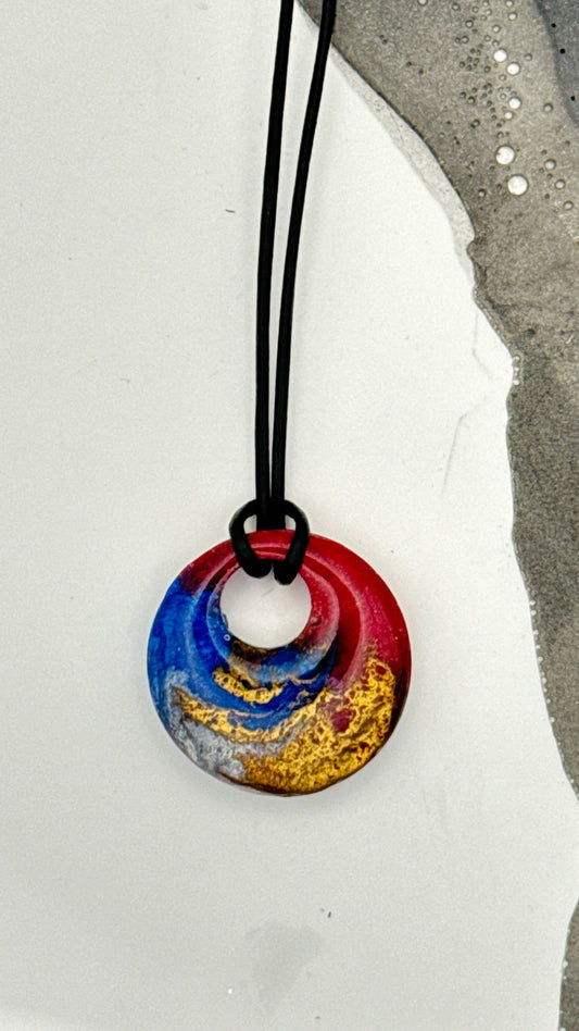 Victory Circle Pendant 3