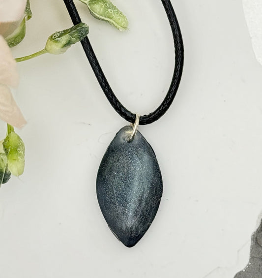Faceted Midnight Spark