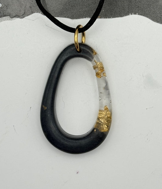 Oval Black and Gold Glow 2