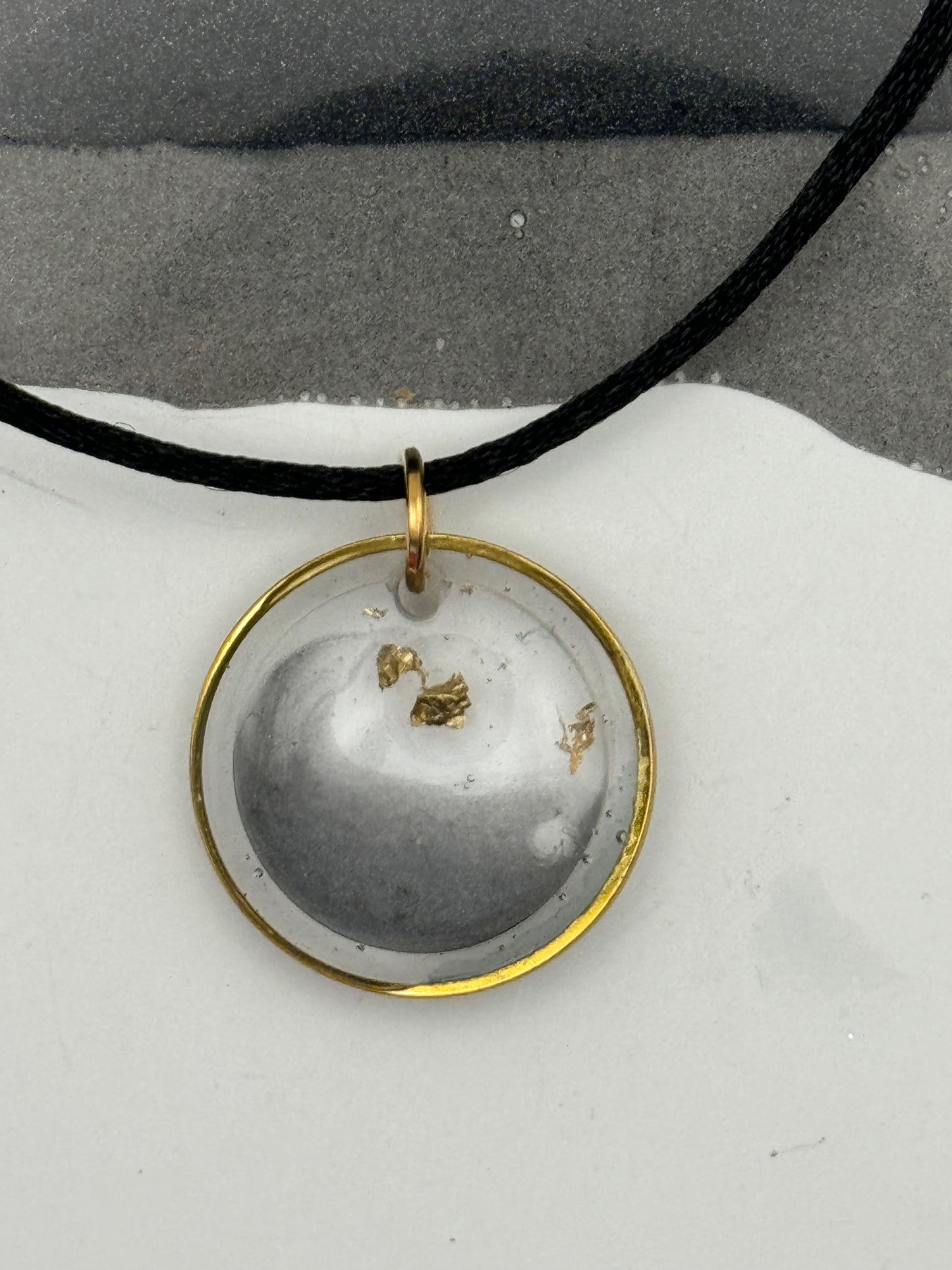 Black and Gold Circle