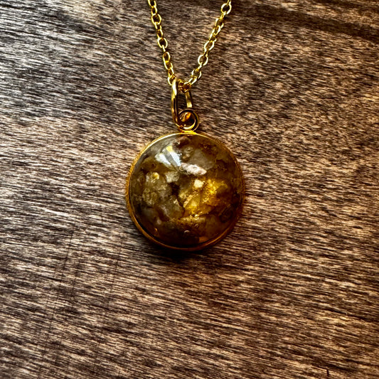 Kaw River Sphere Necklace (Gold)